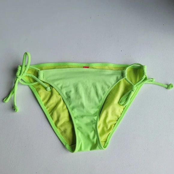 Victoria’s Secret Women's Bikini Bottoms Sz XS Solid Green Knockout Side Tie 59W - Picture 1 of 8